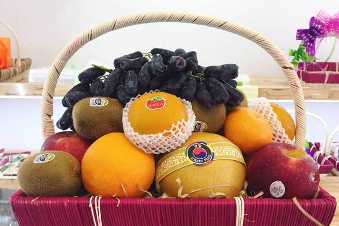 Giỏ quà bánh, trái cây- Quà tặng đối tác doanh nghiệp