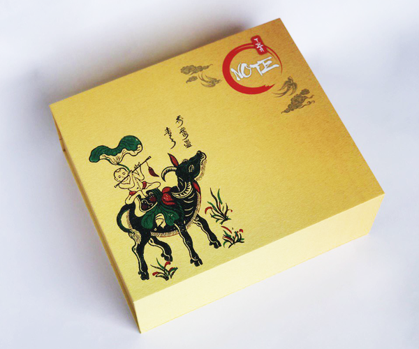Trà biết Tết là một trong những món quà biếu Tết truyền thống của người Việt.